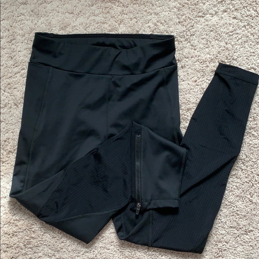 Fabletics Women Leggings. Size M.